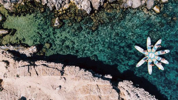 SUP Yoga Ibiza: conexión con tu cuerpo y el mar