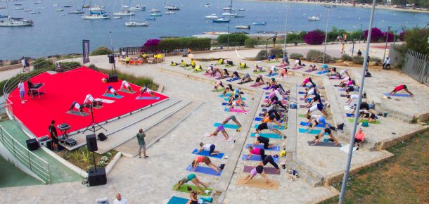 II IBIZA YOGA WEEK ES CONSOLIDA COM LA GRAN FESTA DEL IOGA A L'ILLA